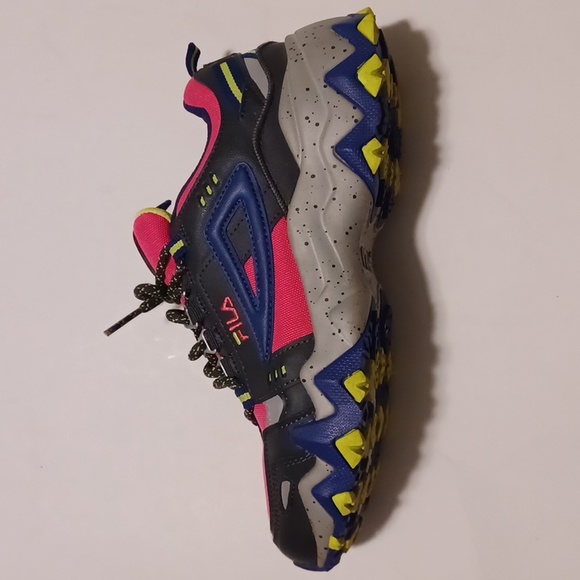 Fila Women's Oakmont TR Sneakers - Picture 1 of 7